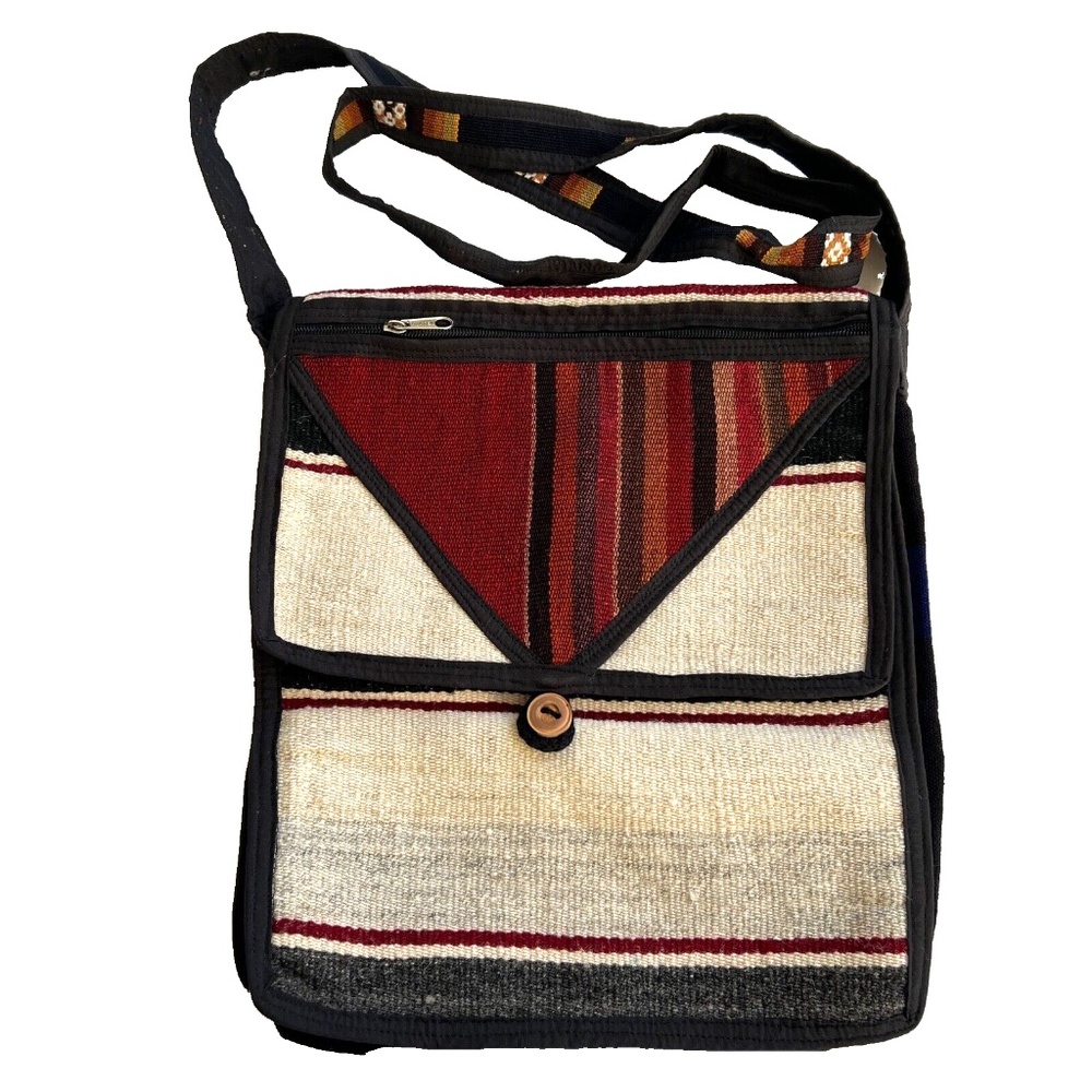 Woven Bag Mexican Boho Crossbody Front Flap w. Pocket Feels Like Wool Cream Red